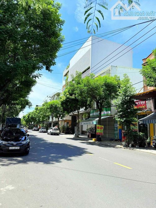 NHÀ 2,5 TẦNG MẶT TIỀN NGUYỄN PHƯỚC NGUYÊN GIÁ NHƯ NHÀ KIỆT