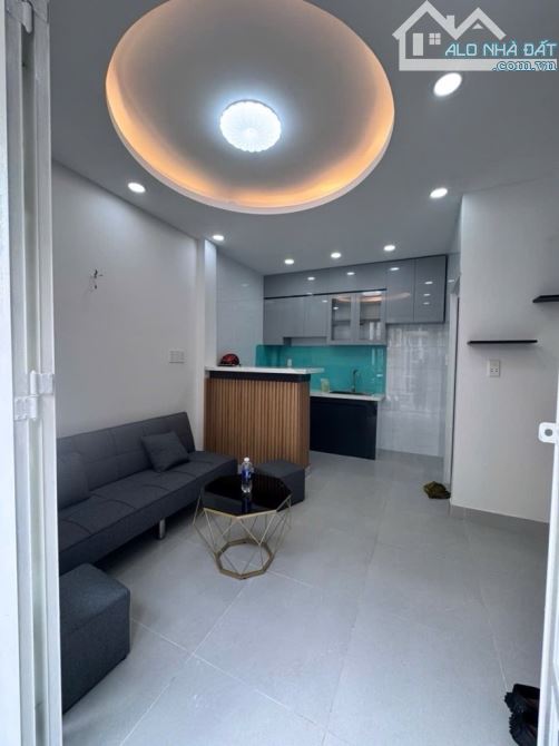 SÁT MT TÂN SƠN NHÌ - TÂN KỲ TÂN QUÝ - HẺM THÔNG SẠCH THOÁNG - 2 TẦNG - SHR HC ĐỦ - 2.X TỶ