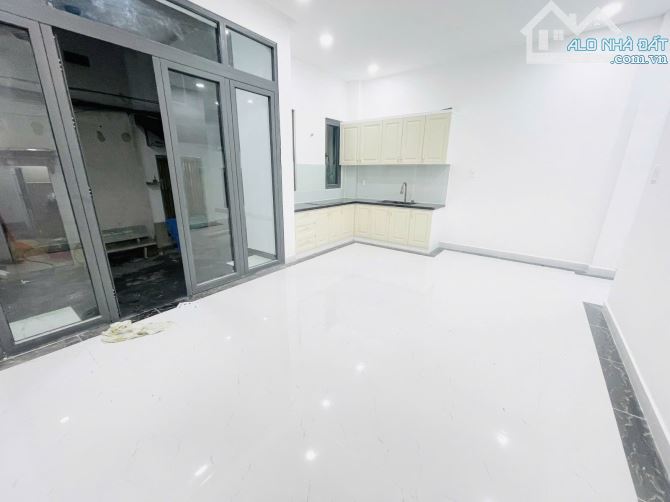 BÁN NHÀ MỚI GẦN HẼM XE HƠI,ĐƯỜNG HUỲNH TẤN PHÁT,PHÚ MỸ QUẬN 7, 108M2(6X18), 3PN-GIÁ 5.9 TỶ