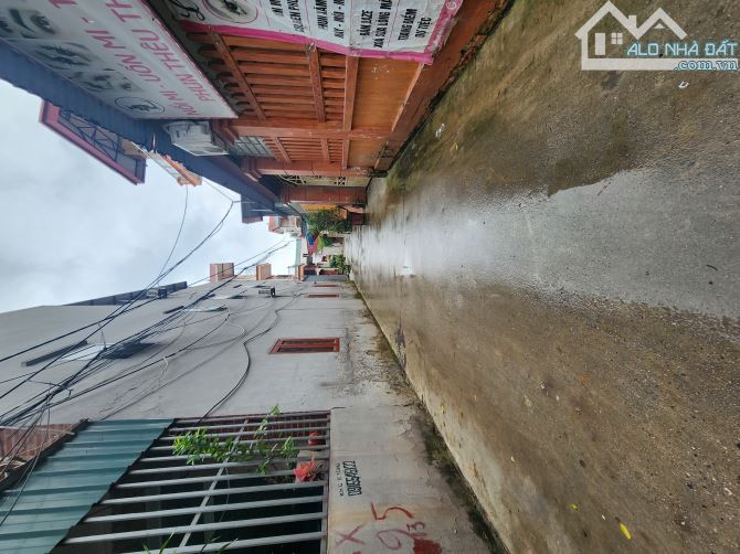 Bán lô thổ cư Lãm Trại Vân Dương dt 101m mt 8.4m hậu 3.65m giá 1.9 tỷ