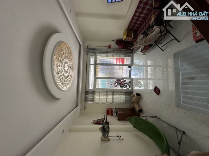🔥🔥Nhà 3 Tầng - THẠNH LỘC 22,Quận 12- ngang TO 5x19m- HXH - 💰5.4tỷ