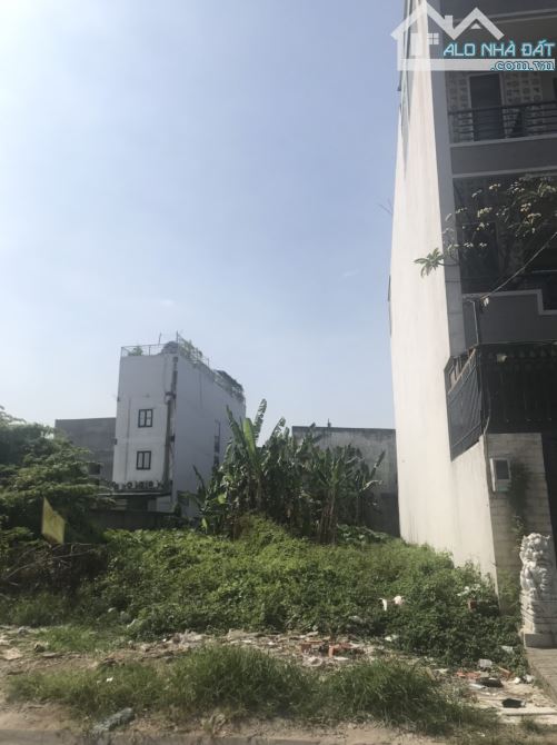 Bán nhanh 180m đất Full thổ cư 11,5 tỷ hẻm 8m thẳng Quốc Lộ 13 HBP vào 60m