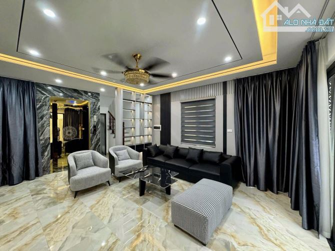 @&&&& NHÀ MỚI NGUYỄN VĂN CỪ – GIA THUỴ – FULL NỘI THẤT 🔸 THANG MÁY XỊN 60m mt5m