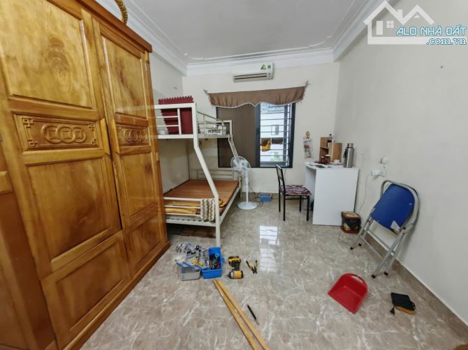 ĐÔNG NGẠC – 40M² – 5 TẦNG –VỈA HÈ RỘNG – Ô TÔ TRÁNH –13.2 TỶ