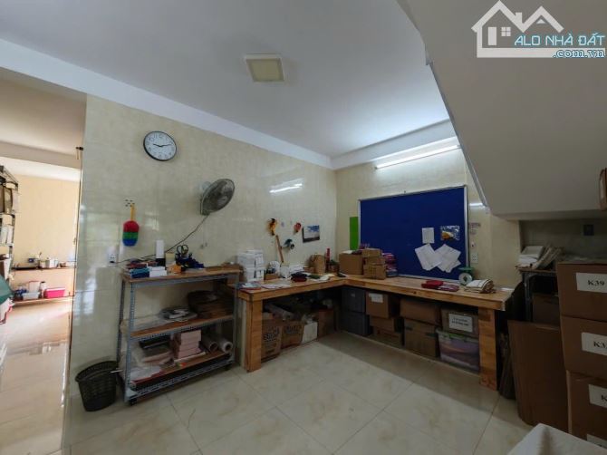 BÁN NHÀ 2 TẦNG ĐƯỜNG LÊ THỊ RIÊNG - THIÊT KẾ THOÁNG - RỘNG RÃI