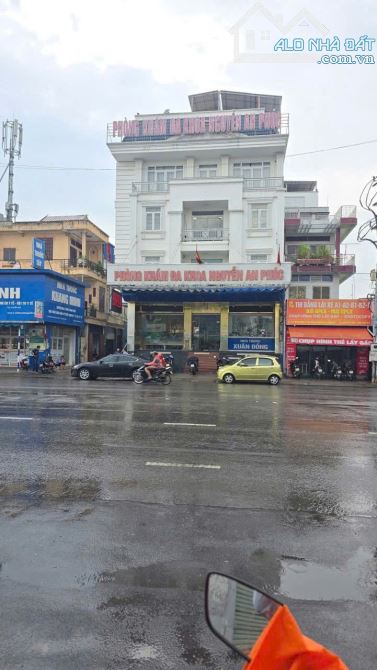 Bán nhà 75m2 góc 2MT P.Trảng Dài, gần vòng xoay tân phong. CHIR 2TY88 Tl