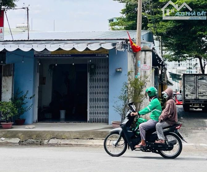 CHo thuê nhà góc 2 mặt tiền đường Hiền vương 4x20m 1L
