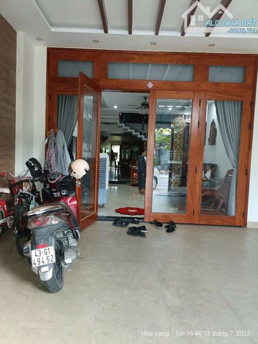 MẶT TIỀN MẸ THỨ - NHỈNH 6 tỷ - GIÁ SẬP HẦM