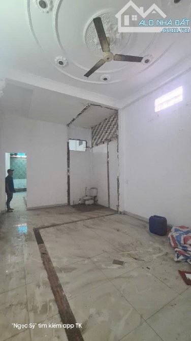Bán nhà mặt tiền Đường số 1 Gò Vấp 135m2 4 tầng giá 13.5 tỷ.