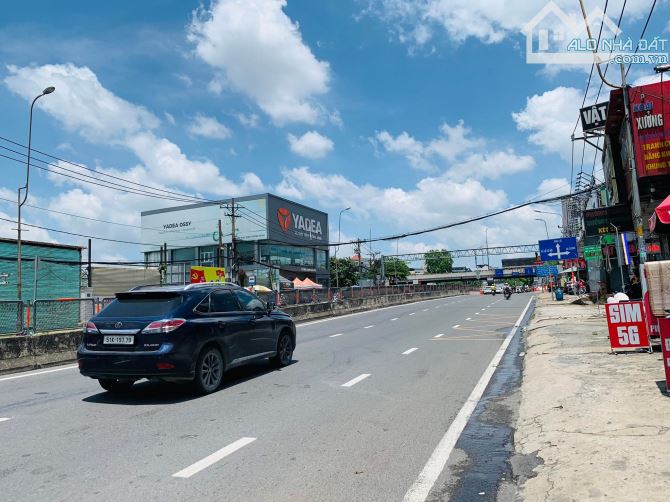 NGAY TRỤC PHẠM VĂN ĐỒNG – 85M2 – 2 TẦNG MỚI ĐẸP , NGANG 5M – GIÁ CHỈ 4 TỶ TL.