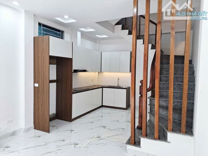 TRUNG KIÊN – 31M² – 4 TẦNG – MT 3.95M – 5.98 TỶ
