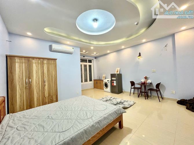 Căn hộ ngay trung tâm quận 4 mới, máy giặt riêng từng phòng, gần đại học Luật, quận 1
