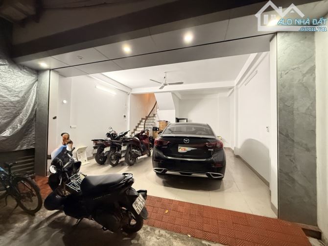 Nhà Đẹp Quang Tiến - Đại Mỗ 45m x 5T, MT 5,7m, Gara, Ô Tô Tránh, KD Đỉnh 10,5 Tỷ