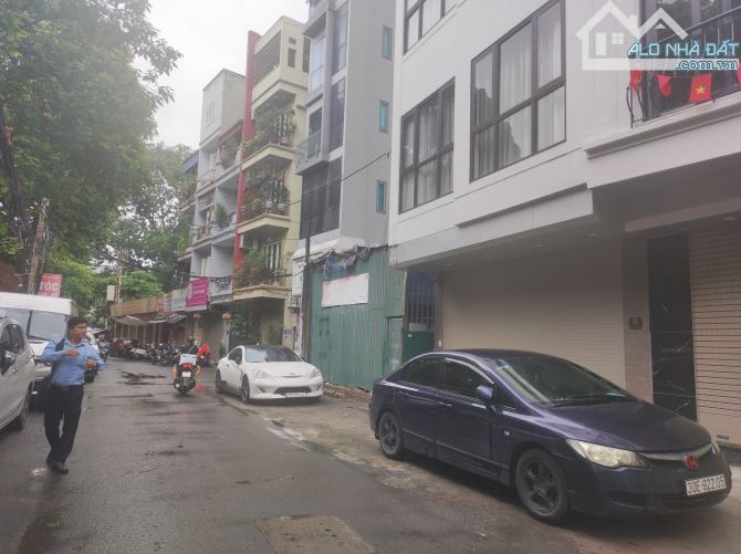 Bán gấp! Trần Phú, Văn Quán DT 85m2, 4 tầng, MT 4.5m, ô tô tránh, dân xây, giá 16.2 tỷ