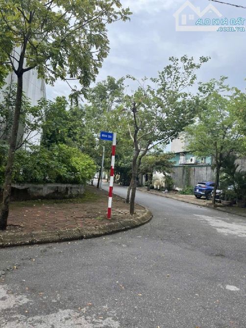 🔥 BÁN NHÀ TRÂU QUỲ – KINH DOANH – TẶNG NHÀ 3 TẦNG DÂN XÂY KIÊN CỐ – 31HA PHÂN LÔ SIÊU ĐẸP