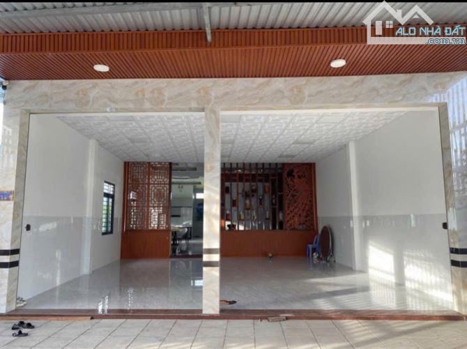 BÁN NHÀ ĐẤT MẶT TIỀN ĐƯỜNG NGUYỄN VĂN TRƯỜNG , GẦN ĐẠI HỌC FPT