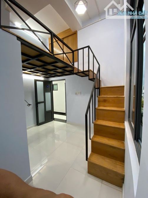 Tòa nhà CHDV Cống Quỳnh-Nguyễn Trãi. Dt: 9x18m. 150m2, bán gấp 51 tỷ