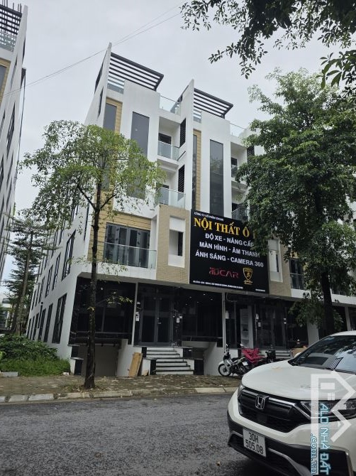 Bán nhà lô góc vườn hoa vip nhất KDT Thanh Hà 102m2 giá 16 tỷ