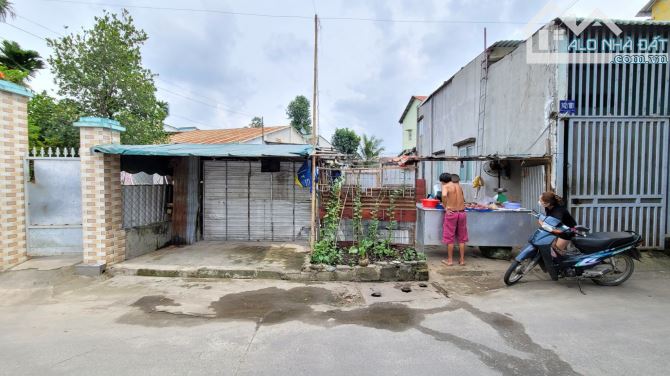 Bán đất 6.2x35m hẻm Bình Thung p.Bình An gần Trường cấp 3