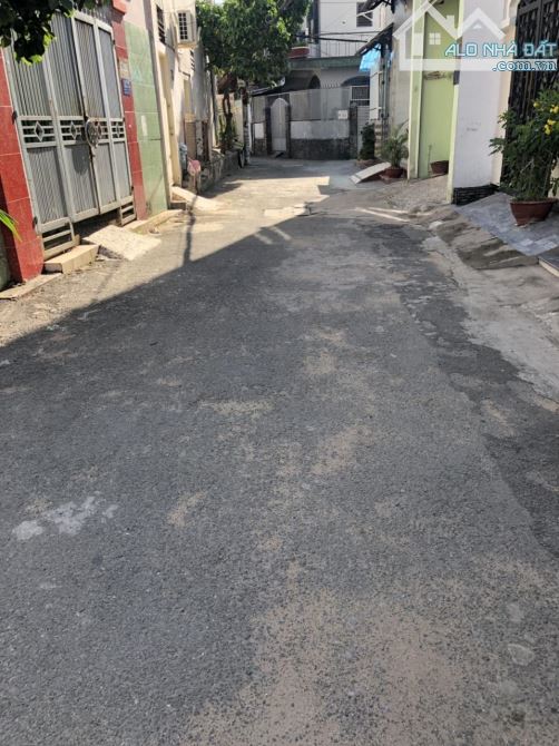 Bán gấp nhà đẹp 2 lầu, hẻm xe hơi 6m Phạm Văn Chiêu, P9, DT 6x18m, giá sốc 8,3 tỷ