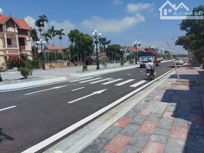 Bán đất biệt thự 339,5m2 mặt đường đôi Công Viên Trung Dũng Ngọc Xuyên, Đồ Sơn, Hải Phòng