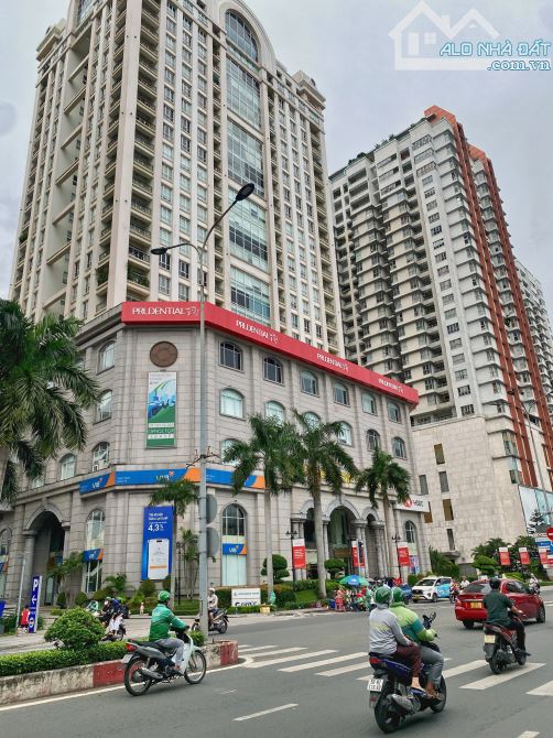 38 tỷ, biệt thự lô góc 6T - hẻm hông ôtô - gần Lotte Mart Lê Đại Hành Q11 - 198m2 - MT 9m