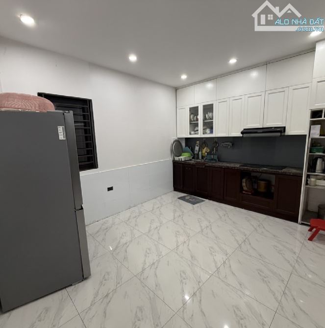 Quang Trung - nhà thi đấu HĐ, ôtô, kd, 38m2, 3T.