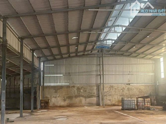 ♦️Cần b.án xưởng Bình Minh,Trảng Bom ,Đồng Nai ▪️diện tích 1000m2.ngang 20 x50 ▪️Sổ riêng