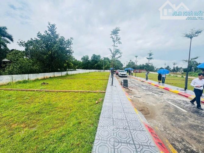 BÁN ĐẤT TP VỆ TINH HOÀ LẠC OTO VÀO TẬN ĐẤT