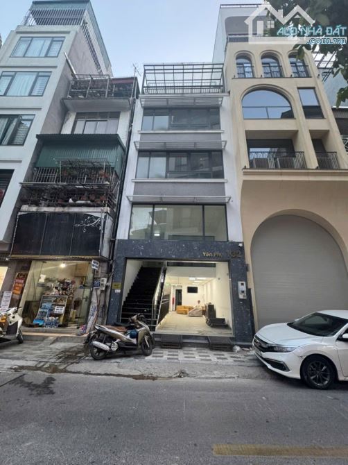Bán nhà PL Trung Yên, đường ô tô tránh kinh doanh, cách phố 20m, DT 55m2, MT 5.7m