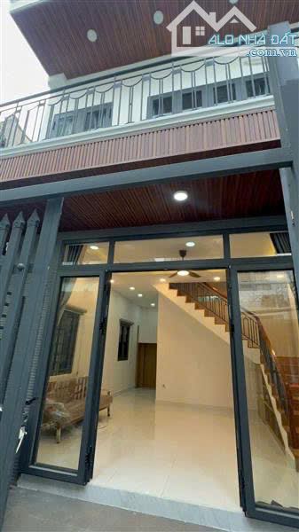 SIÊU RẺ CHỈ 59TRm² - MẶT TIỀN 6M QUANG TRUNG - 124M² - 2 TẦNG - NGÃ SÁU GÒ VẤP ĐI 2 PHÚT