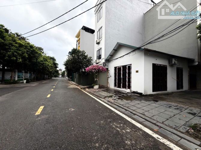 Vị trí lô góc, vỉa hè rộng, đường ô tô 16m tránh nhau - Việt Hưng, Long Biên, dt 48m2
