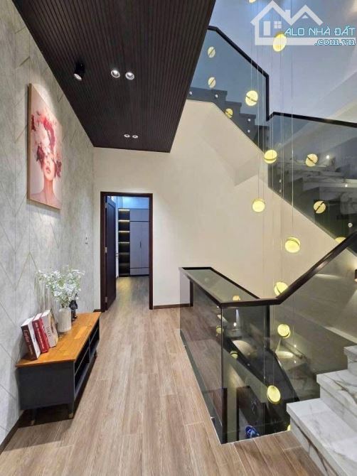 Bán nhà 5 tầng Kim Giang, Đại Kim, Hoàng Mai, diện tích 38m², ngõ rộng, ô tô đỗ cửa