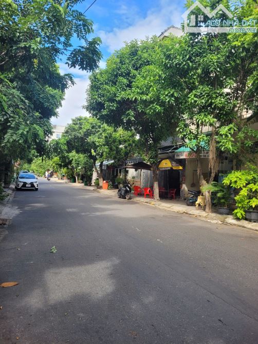 Bán lô góc 2 mặt tiền Trần Văn Dư - Lưu Quang Thuận giá 25.5 tỷ ( hàng hiếm bán gấp)