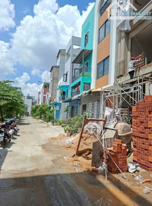 Nhà mặt tiền, 58m2, Quận Bình Tân