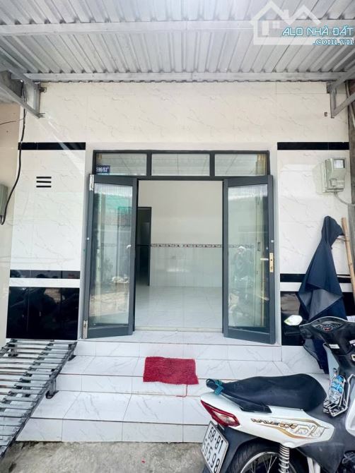 Bán gấp căn nhà Đ.Phan Thị Cộng, củ chi 125m2 SHR 2PN. Giá 735 Triệu