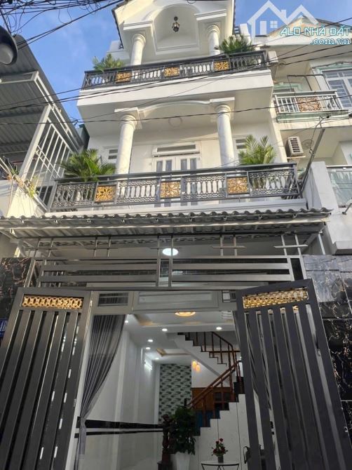 SIÊU PHẨM NHÀ PHỐ 3 TẦNG BTCT HIỆP THÀNH GẦN TRỤC LỚN NGUYỄN ẢNH THỦ GIÁ 4,750 TỶ