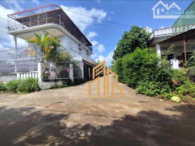 NHÀ C4 - 02 MẶT HẺM 192 NGUYỄN CHÍ THANH, DT: 11X23,78M, THỔ CƯ 100%, GIÁ: 6,5 TỈ