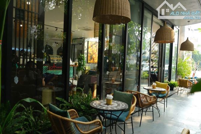 Biệt thự Tổng Cục 5 Yên Xá, Lô Góc Kinh doanh đỉnh 220m2*7T thang máy, vị trí đắc địa