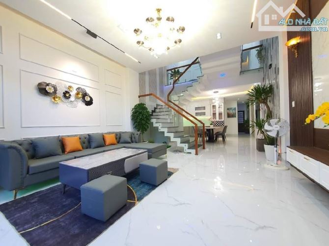 🎉🎉🎉🎉🎉SIÊU PHẨM 3 TẦNG-HOÀ MINH- VỪA Ở VỪA KINH DOANH CỰC TỐT.