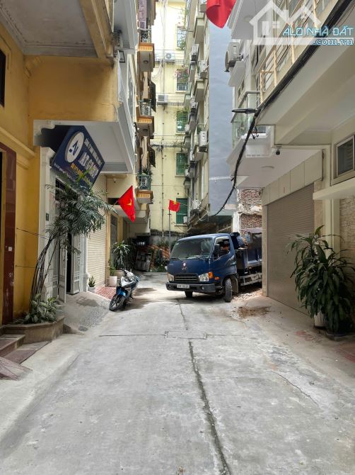HÀNG ĐỘC NGUYỄN THỊ ĐỊNH- ĐỖ QUANG- TRUNG HÒA PHÂN LÔ Ô TÔ TRÁNH 69M, MT 4.6M, GIÁ 21.3 TỶ
