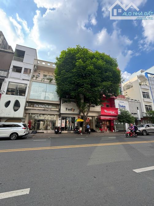 BÁN GẤP MT VÕ VĂN TẦN.P5-Q3.DT:4X17M.CN:70M2.KC:5 TẦNG. GIÁ 30 TỶ