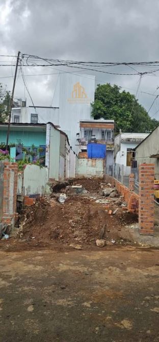 BÁN ĐẤT MẶT TIỀN CUỐI ĐƯỜNG LÊ HỒNG PHONG. DT: 4,1 x 16,5M. GIÁ: 3,3 TỶ