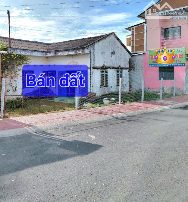 Bán Đất: Mặt Tiền kinh doanh ngay ngã 7 TP Sa Đéc