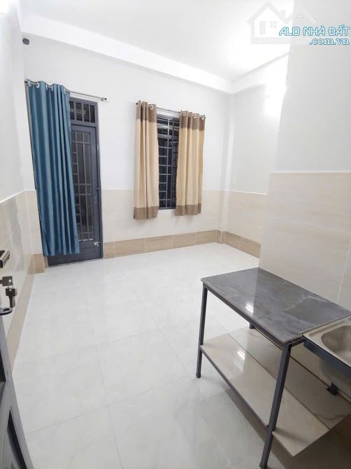 CẦN BÁN GẤP CHDV 12 PHÒNG, 93m2, PHAN VĂN TRỊ, BÌNH THẠNH, DÒNG TIỀN 60-70TR/TH, CHỈ 8.5ty
