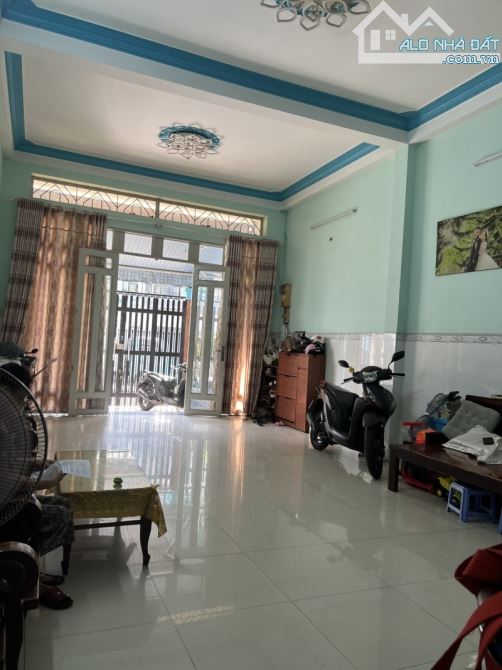 Mặt tiền, đường Đặng Minh Trứ, Tân Bình, 110m2, 4 Tầng, 7m x 15m, chỉ 13 tỷ 9