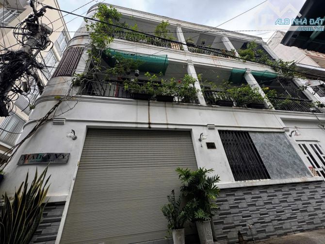 Bán nhà đường Hoà Hưng thông cao Thắng ,p12 ,Q10 .DT12x5.86m .CN :70m2 .Giá :15.3 tỷ