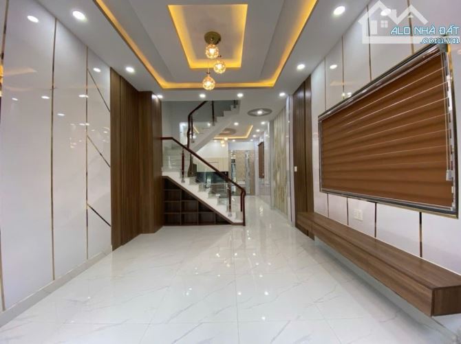 🏡 NHÀ MỚI HOÀN THIỆN 3 TẦNG - OTO ĐỖ CỬA - FULL NỘI THẤT - GẦN PHÚ MỸ HƯNG QUẬN 7 - GIÁ N