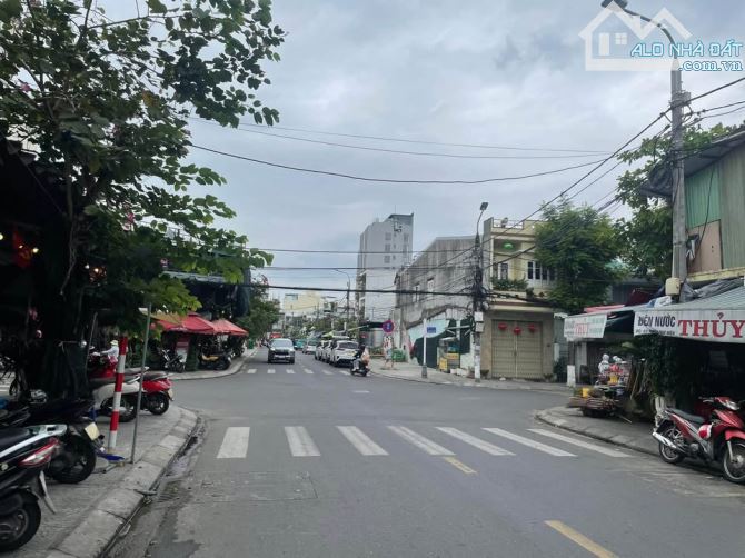 Bán lô đất mặt tiền đường Đặng Vũ Hỷ, gần biển,  Sơn Trà