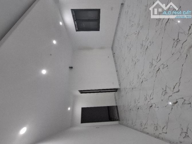 Bán nhà ngõ to ô tô tránh, vỉa hè kinh doanh, 20m ra phố Kim Giang 55m 6 tầng chỉ 14.5 tỷ